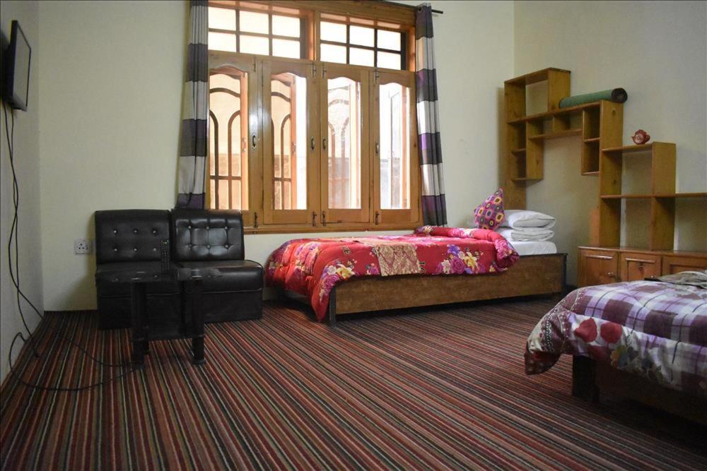 Cozy Lodge Gilgit Exterior foto