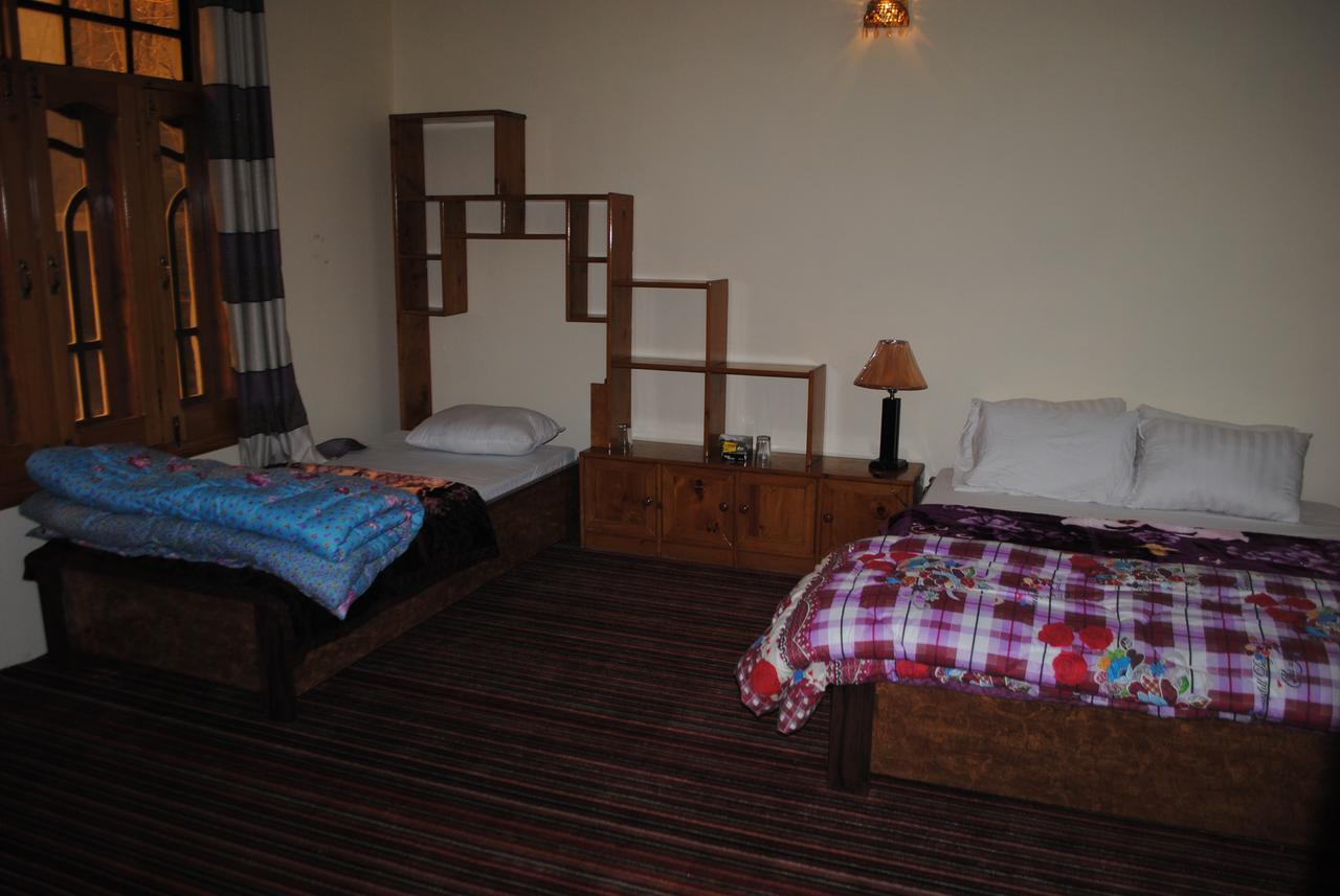 Cozy Lodge Gilgit Exterior foto